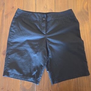 Ann Taylor Black Women's Bermuda Shorts